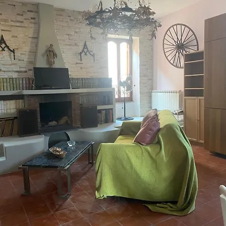 Casa Panieri Ferienhaus *