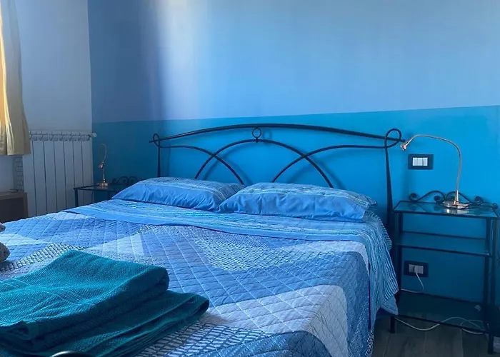 Semesterbostad Casa Panieri