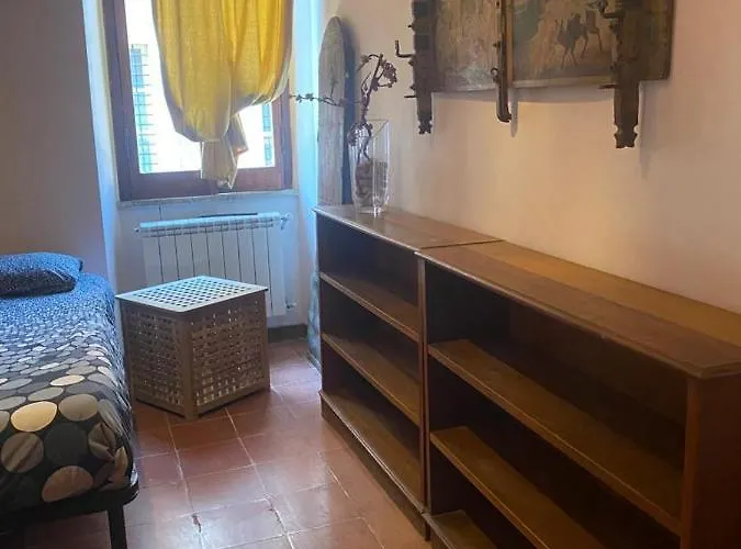 Semesterbostad Casa Panieri